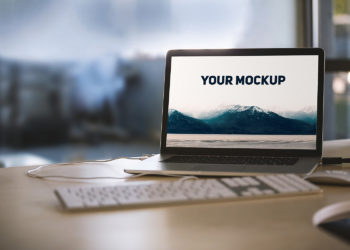 Realistic MacBook Mockup PSD