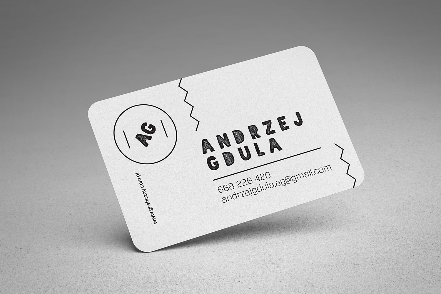 Rounded Business Cards Free Mockup