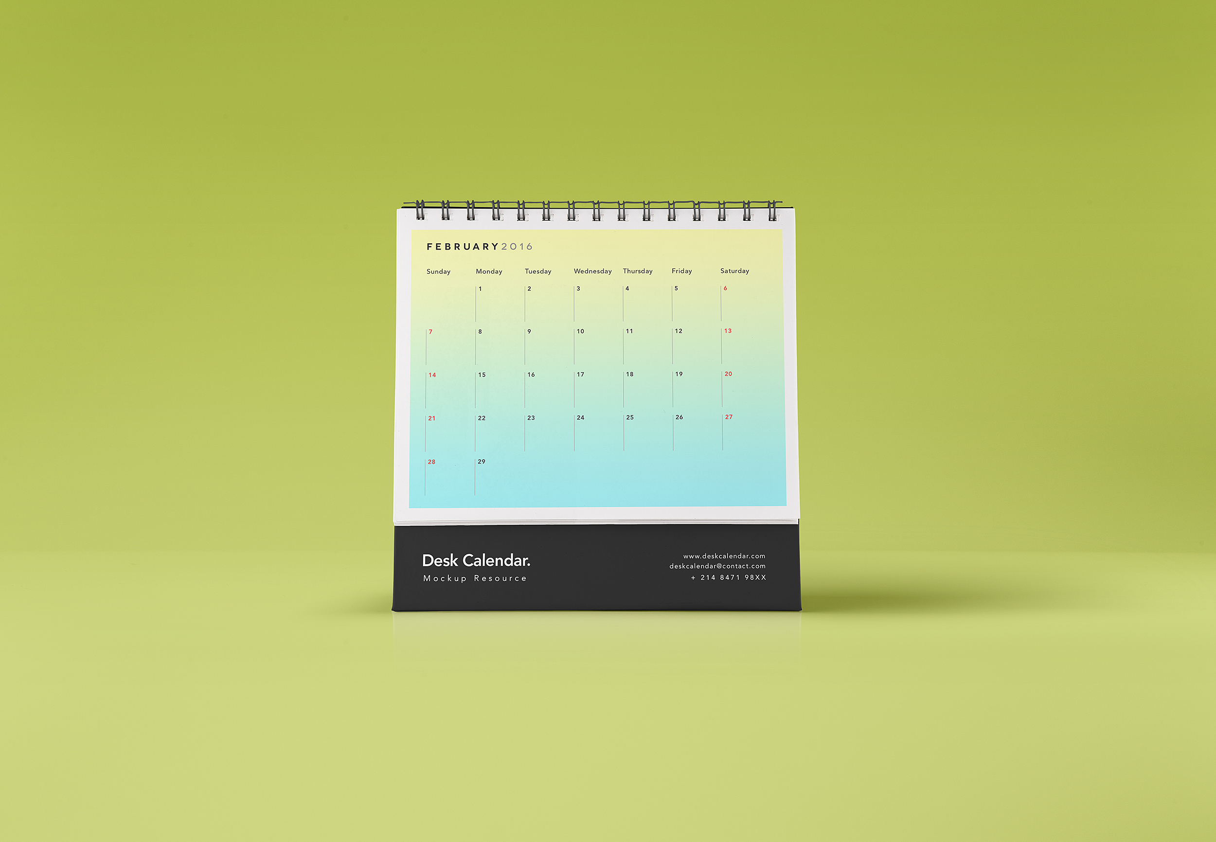 Desk Calendar Free Mockup