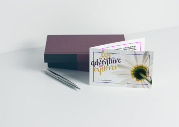 Free Greeting Card Mockup v3